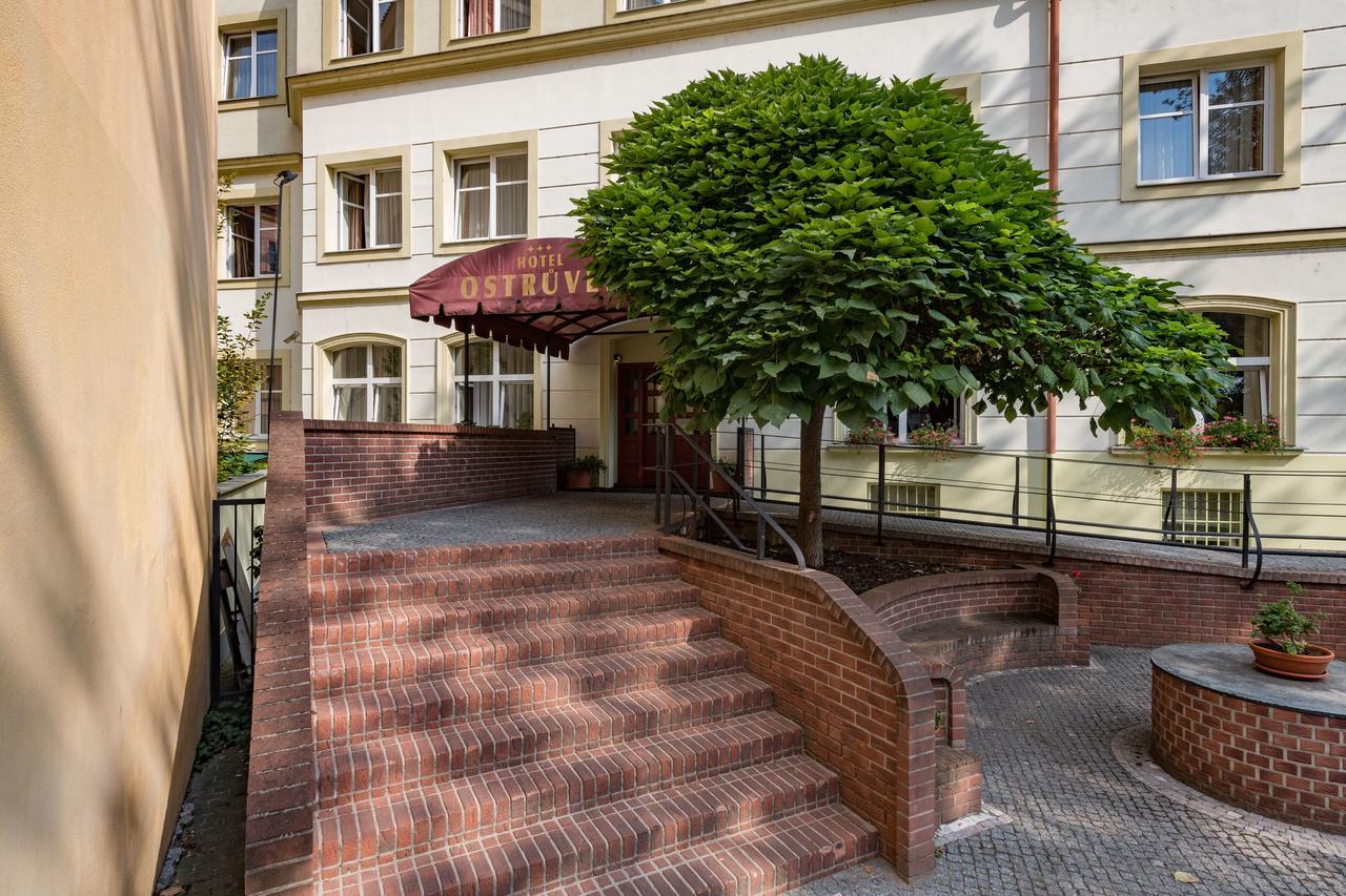 פראג Hotel Ostruvek מראה חיצוני תמונה