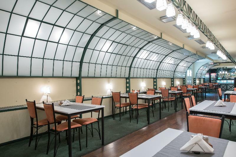 פראג Hotel Ostruvek מראה חיצוני תמונה