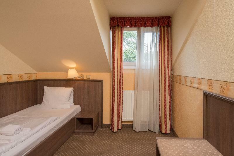 פראג Hotel Ostruvek מראה חיצוני תמונה