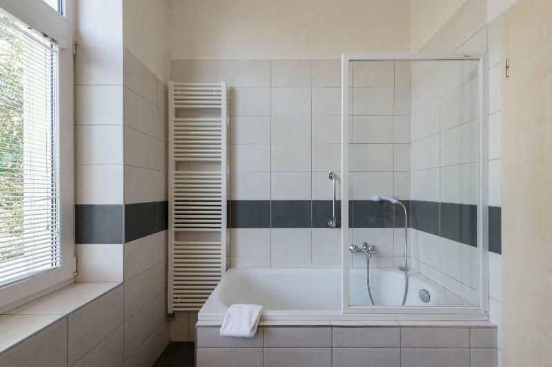 פראג Hotel Ostruvek מראה חיצוני תמונה